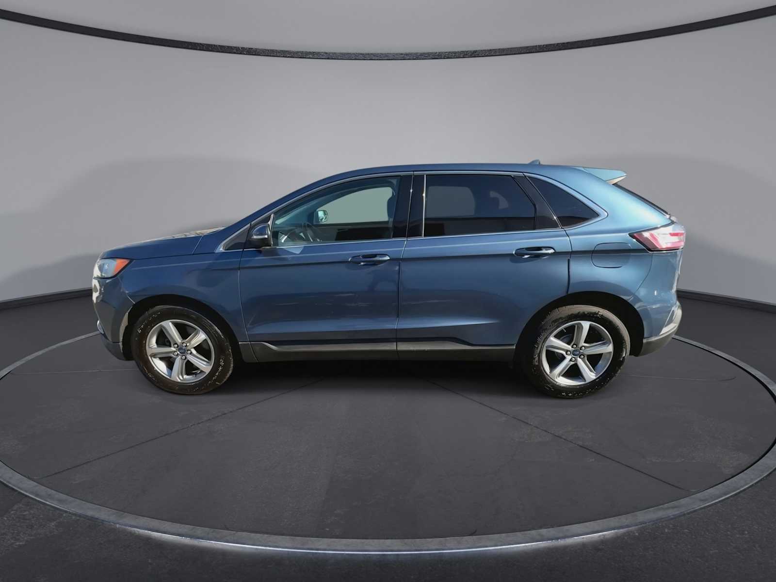 Thumbnail: 2019 Ford Edge - 5