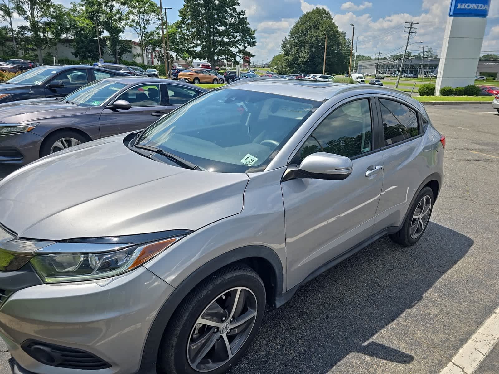Thumbnail: 2022 Honda HR-V - 4
