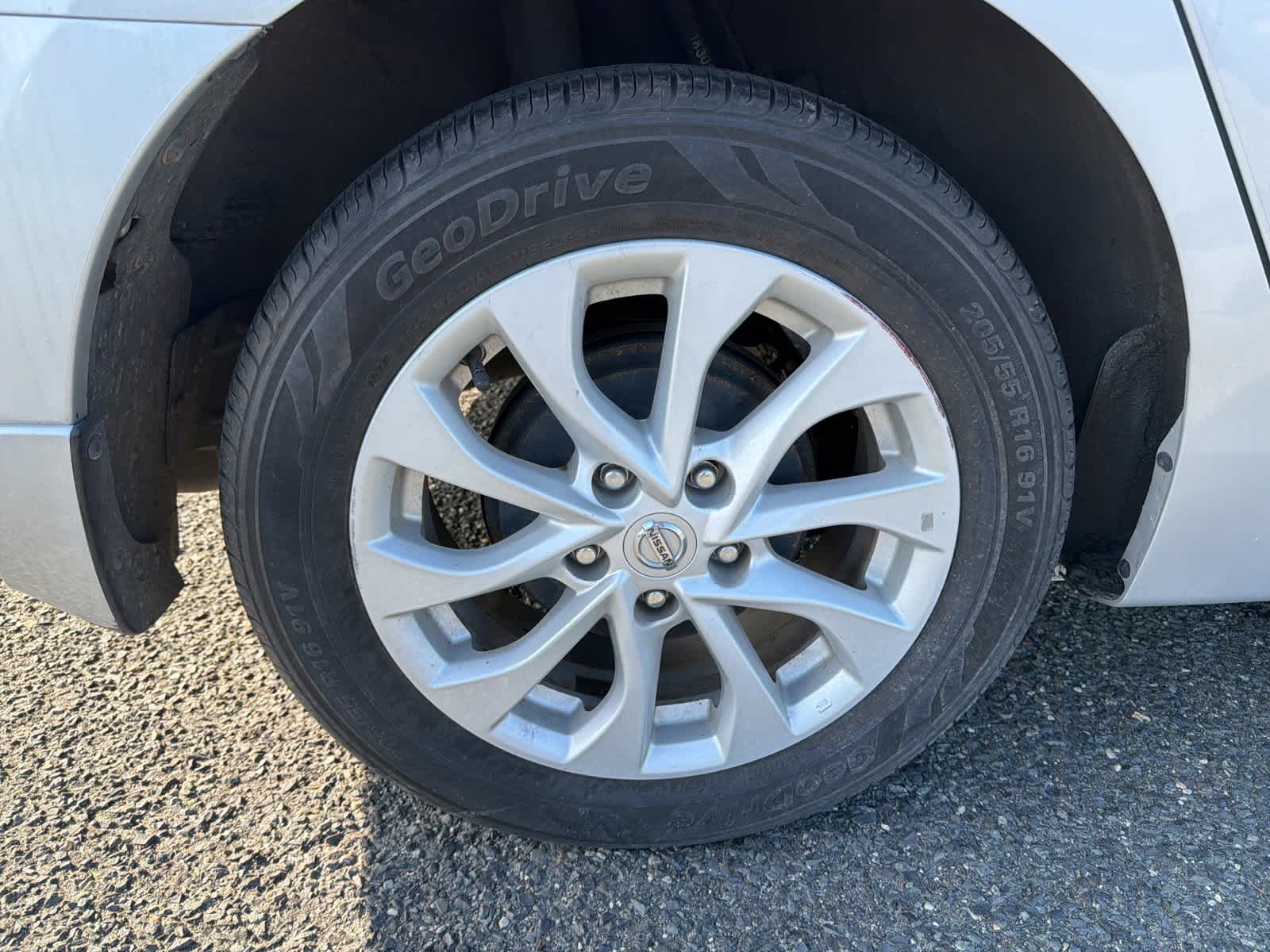 Thumbnail: 2018 Nissan Sentra - 24