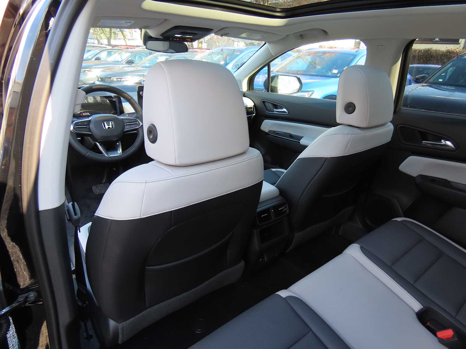 Thumbnail: 2026 Honda Prologue - 14