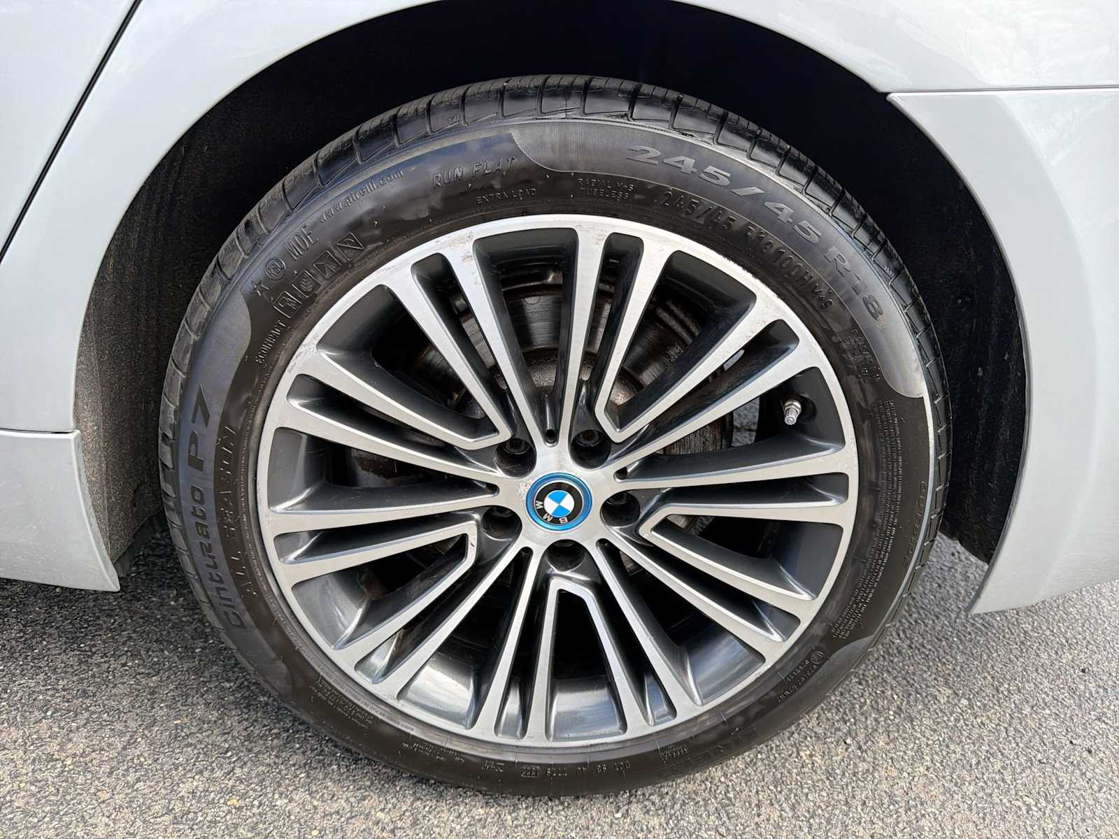 Thumbnail: 2018 BMW 5 Series - 19