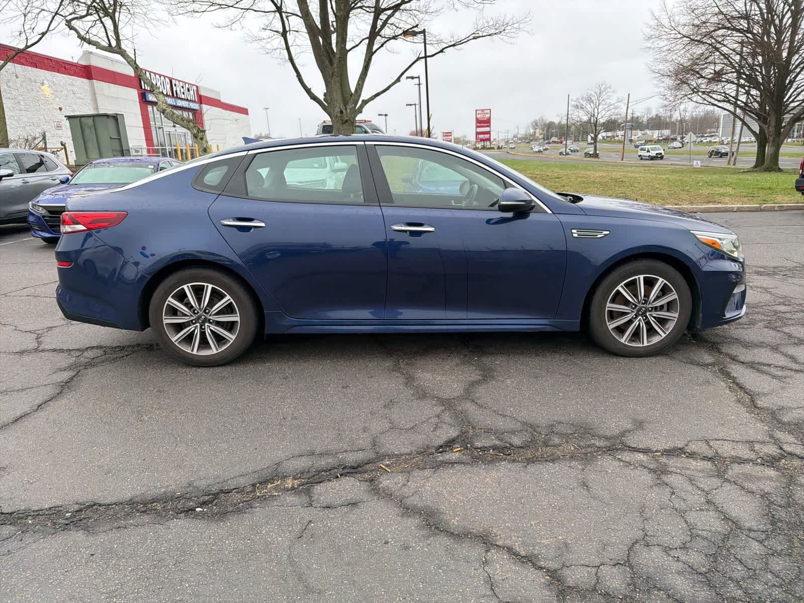 Thumbnail: 2019 Kia Optima - 6