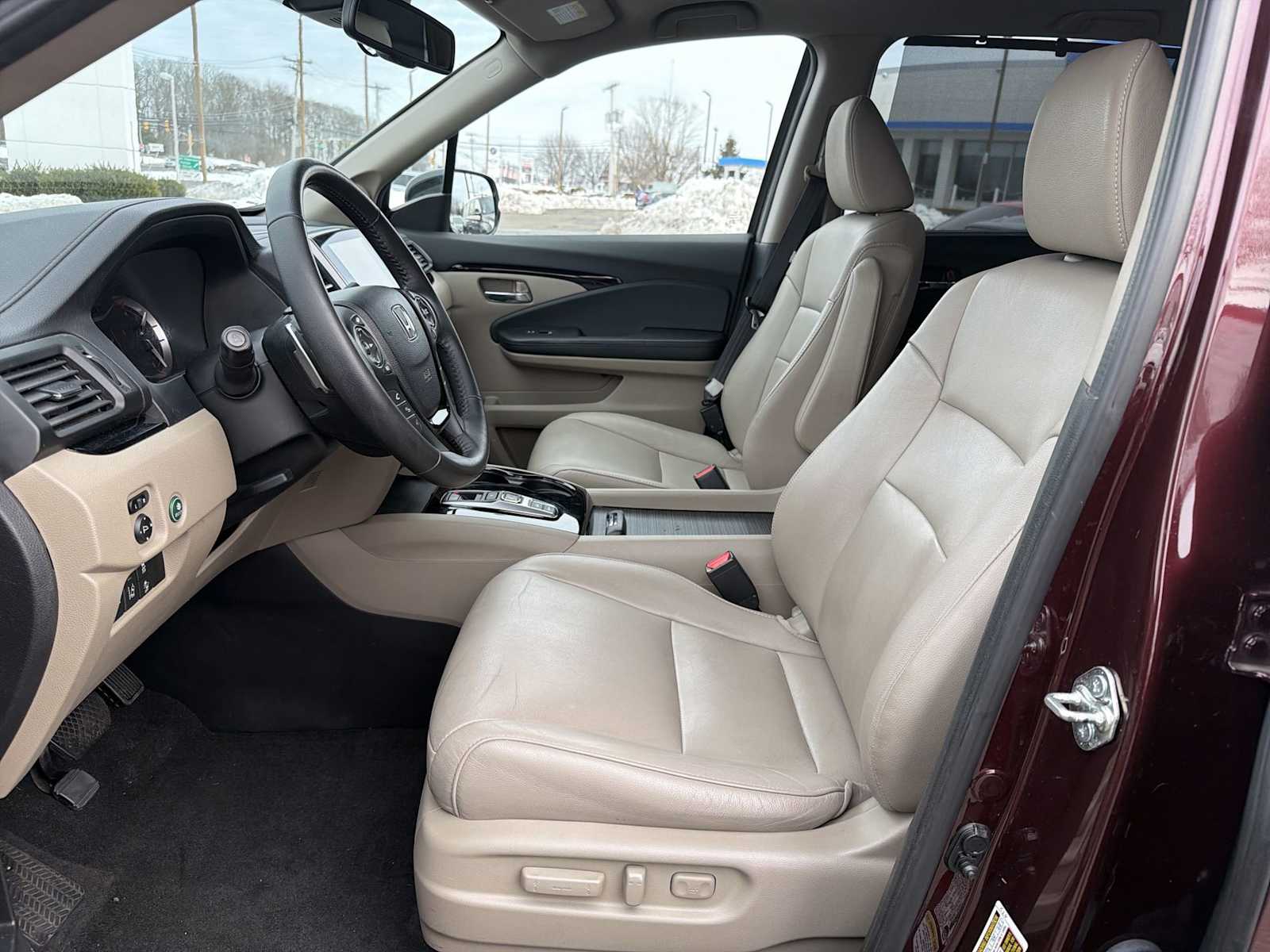 Thumbnail: 2016 Honda Pilot - 11