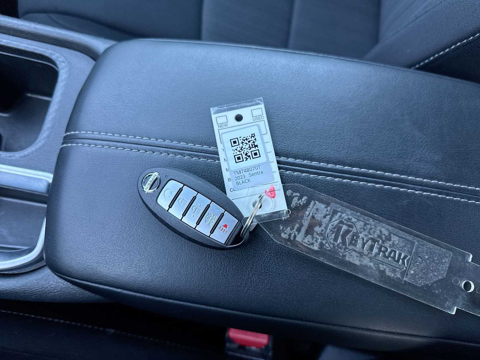 Thumbnail: 2023 Nissan Sentra - 32