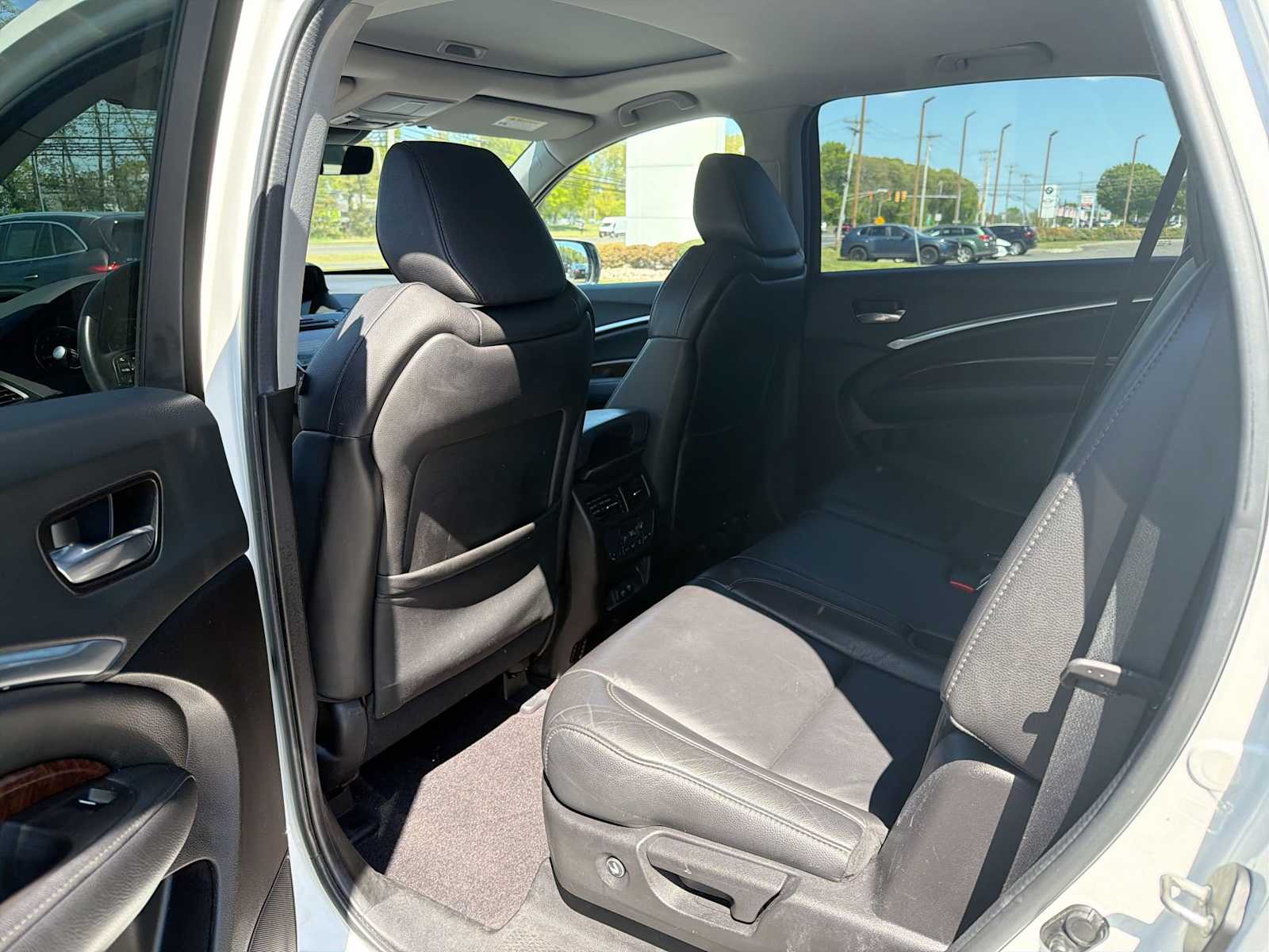 Thumbnail: 2019 Acura MDX - 12