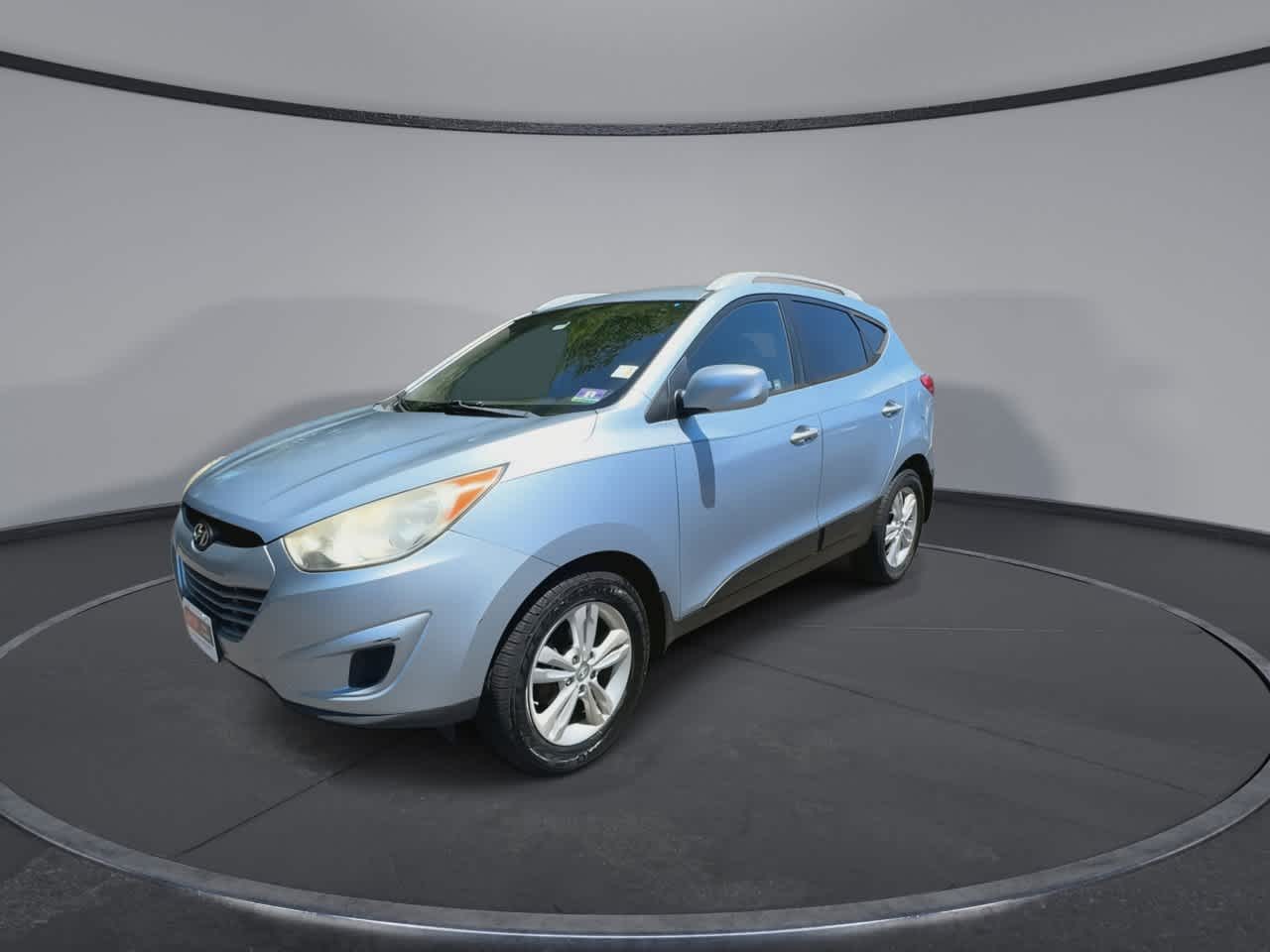 Thumbnail: 2011 Hyundai Tucson - 4