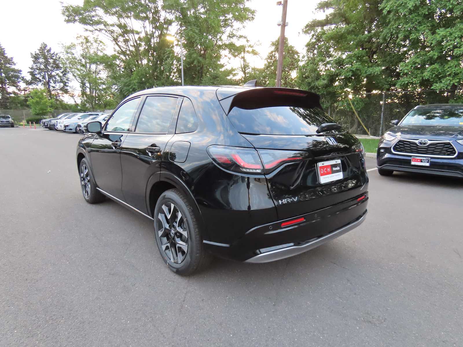 Thumbnail: 2027 Honda HR-V - 4