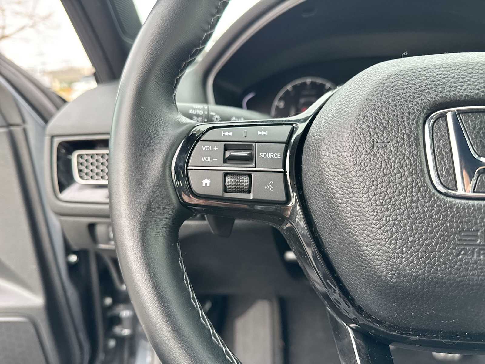 Thumbnail: 2023 Honda Civic - 24