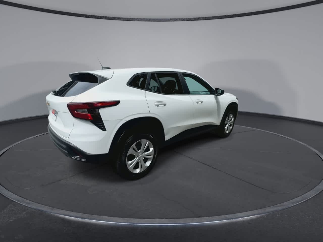 Thumbnail: 2024 Chevrolet Trax - 8