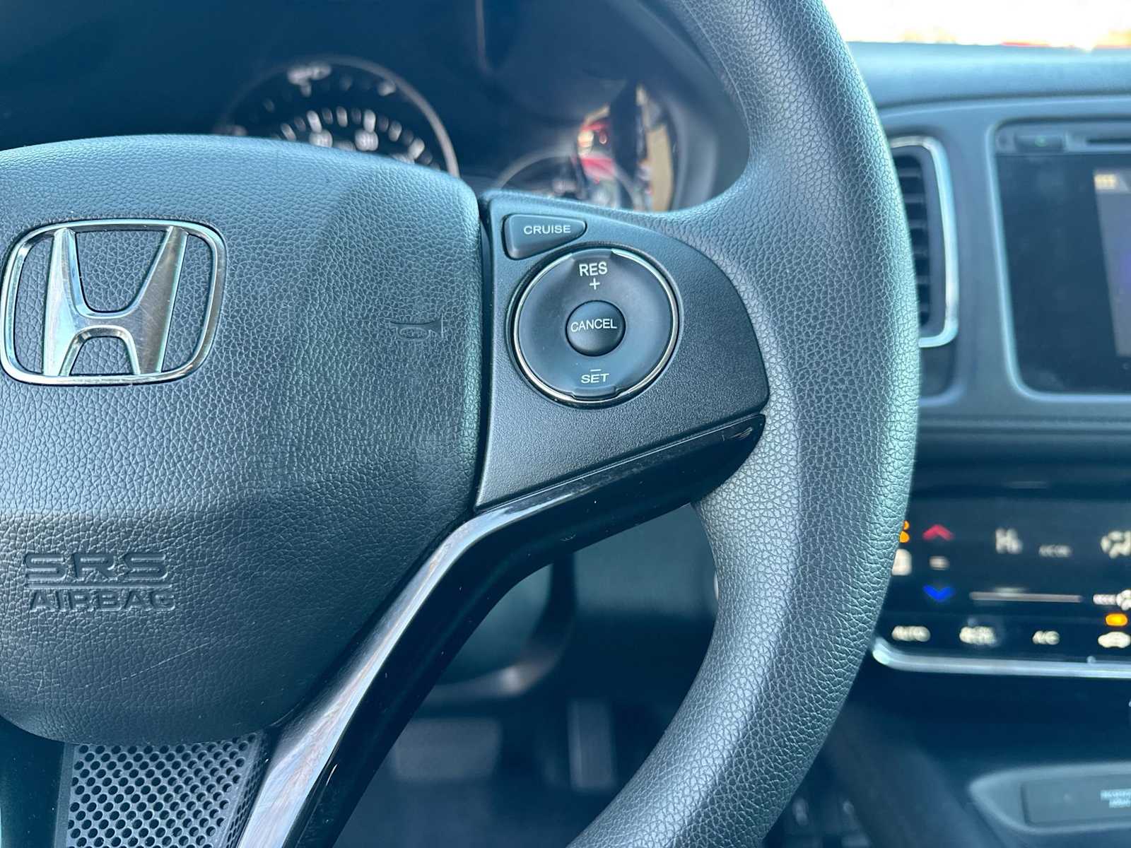 Thumbnail: 2017 Honda HR-V - 26