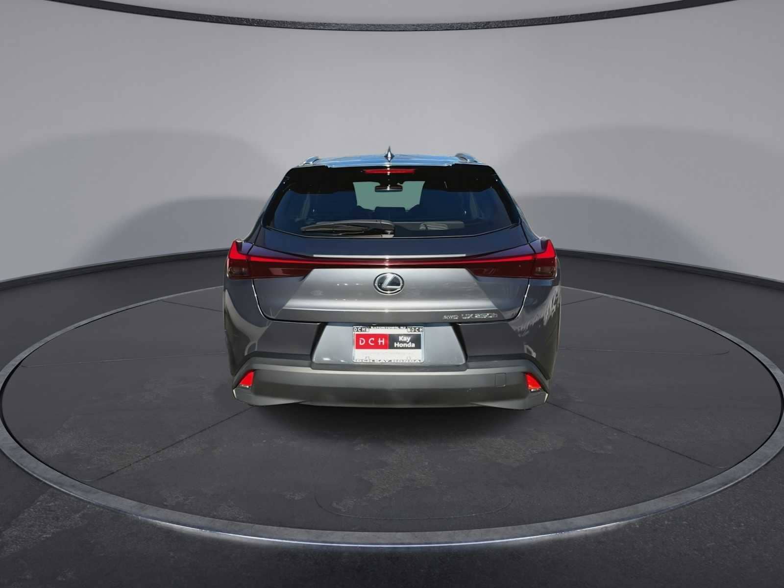 Thumbnail: 2023 Lexus UX - 7