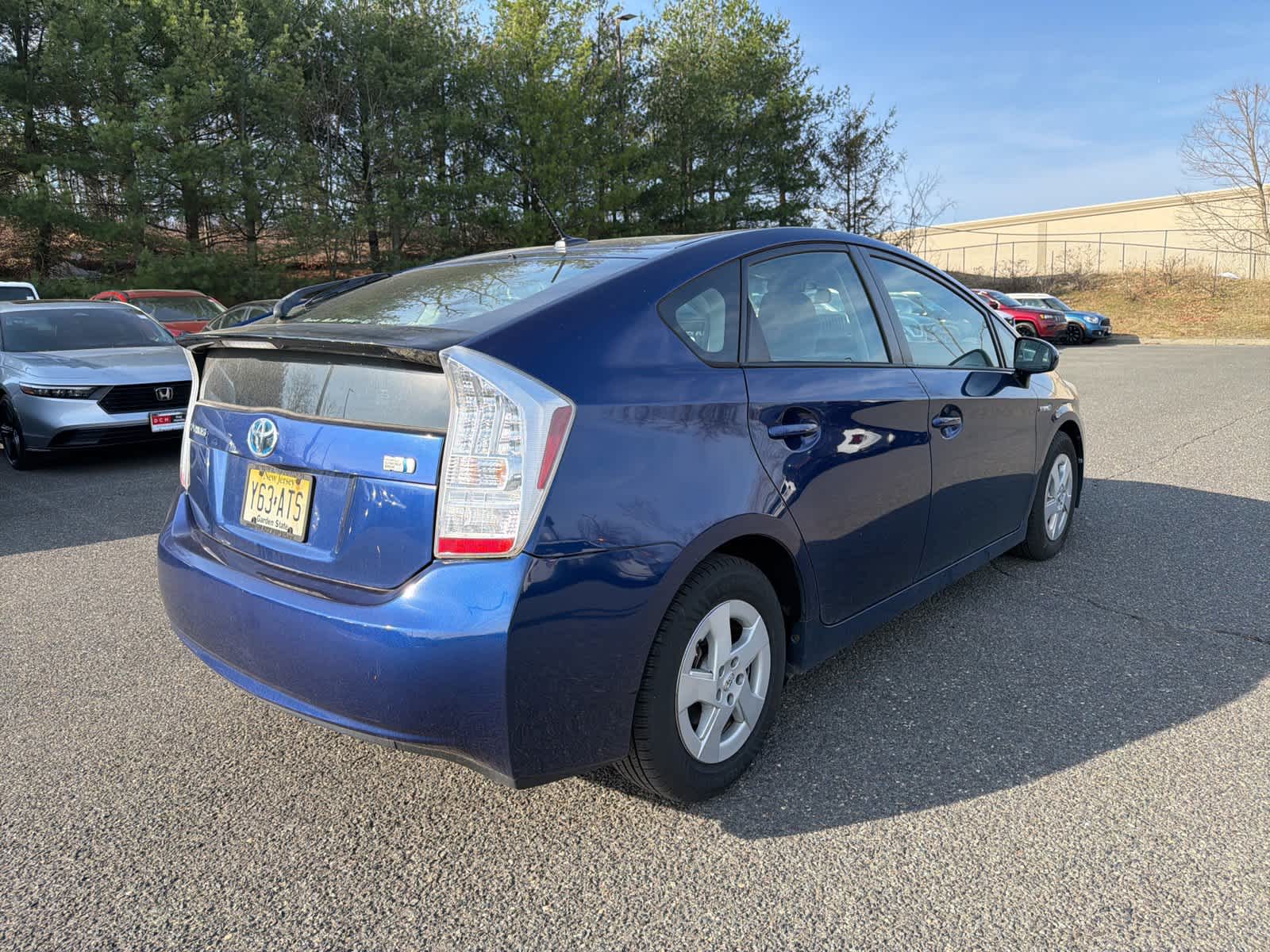 Thumbnail: 2011 Toyota Prius - 5
