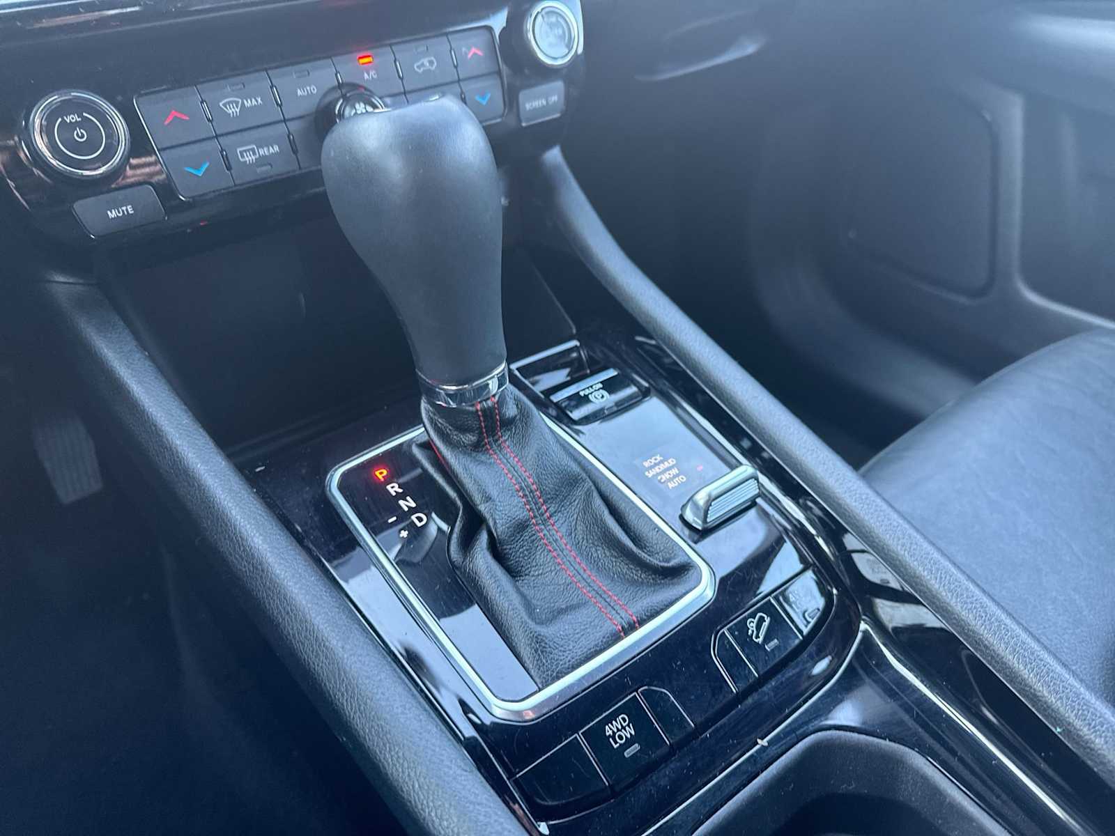 Thumbnail: 2024 Jeep Compass - 28