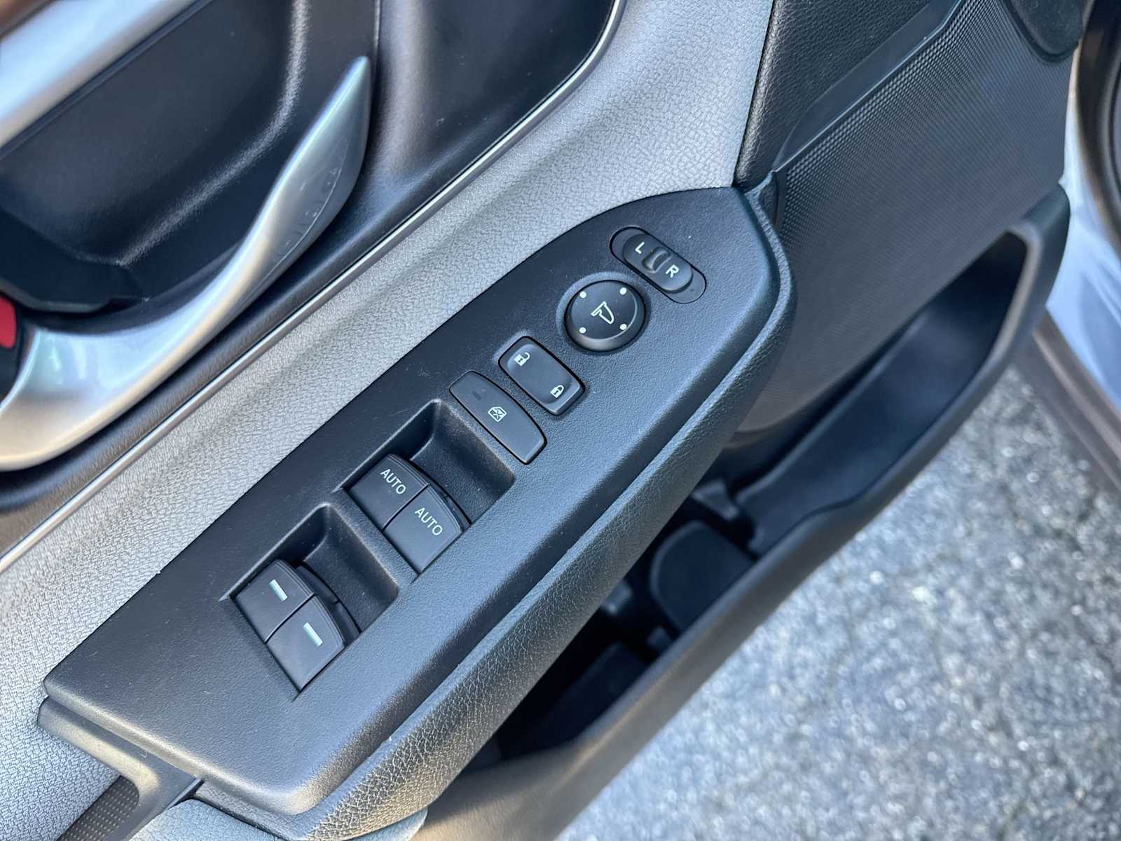 Thumbnail: 2022 Honda CR-V - 22