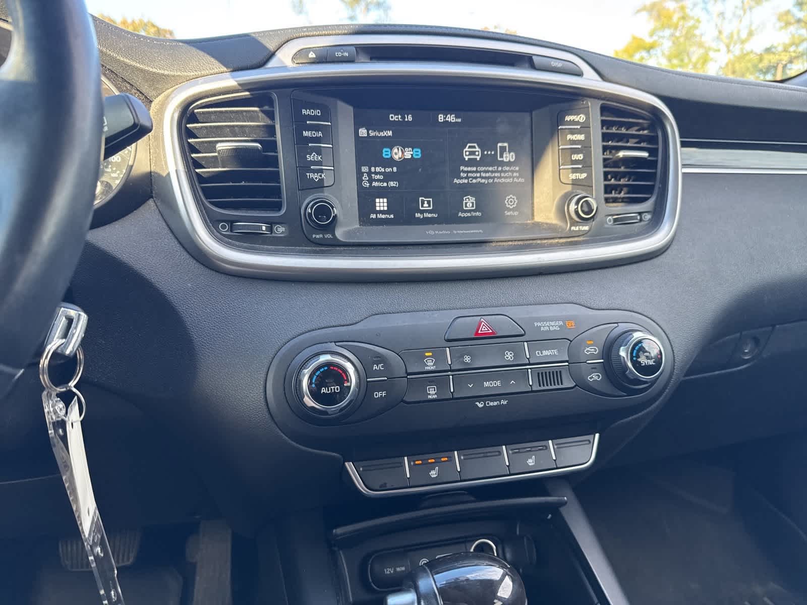 Thumbnail: 2017 Kia Sorento - 13