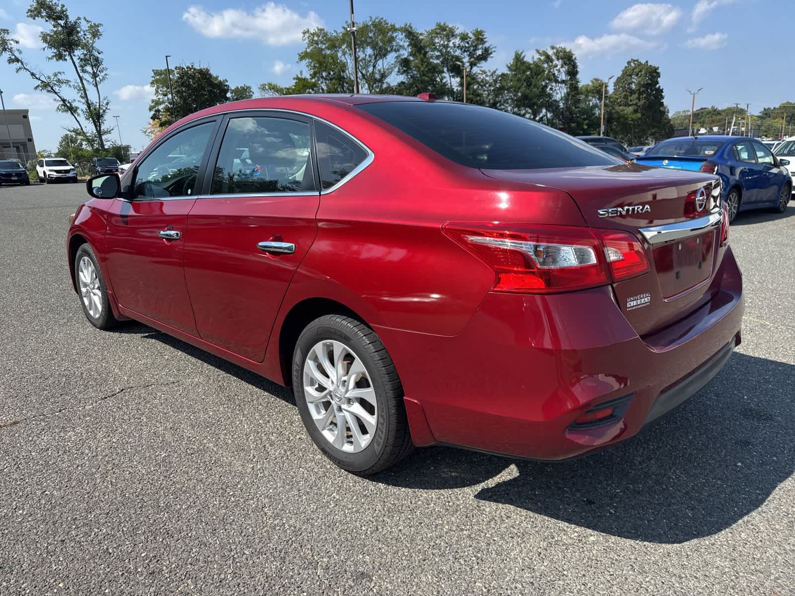 Thumbnail: 2018 Nissan Sentra - 3