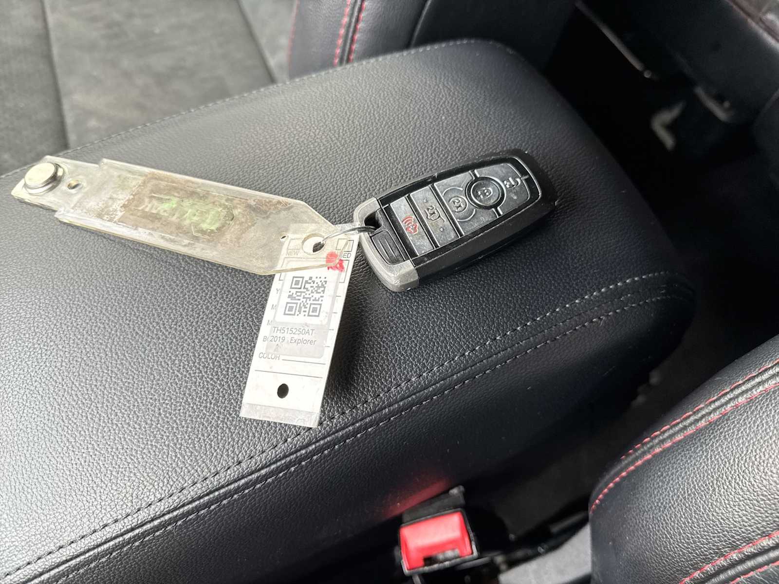 Thumbnail: 2019 Ford Explorer - 33