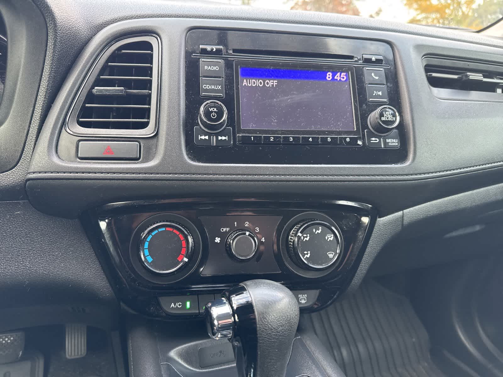 Thumbnail: 2018 Honda HR-V - 13