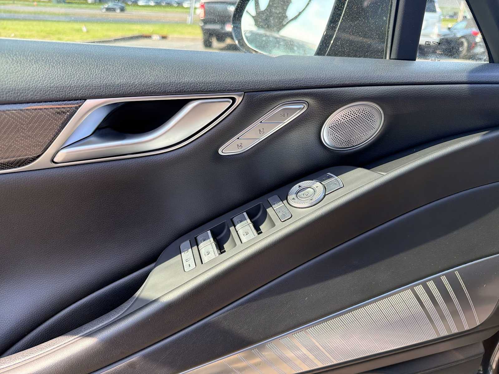 Thumbnail: 2023 Genesis G80 - 22