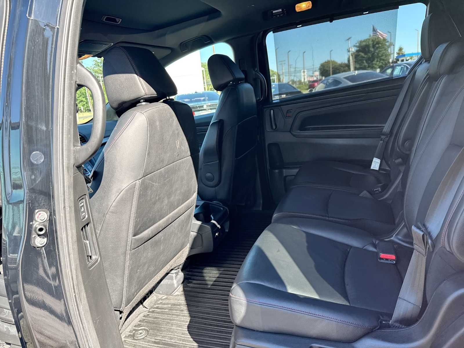 Thumbnail: 2023 Honda Odyssey - 12