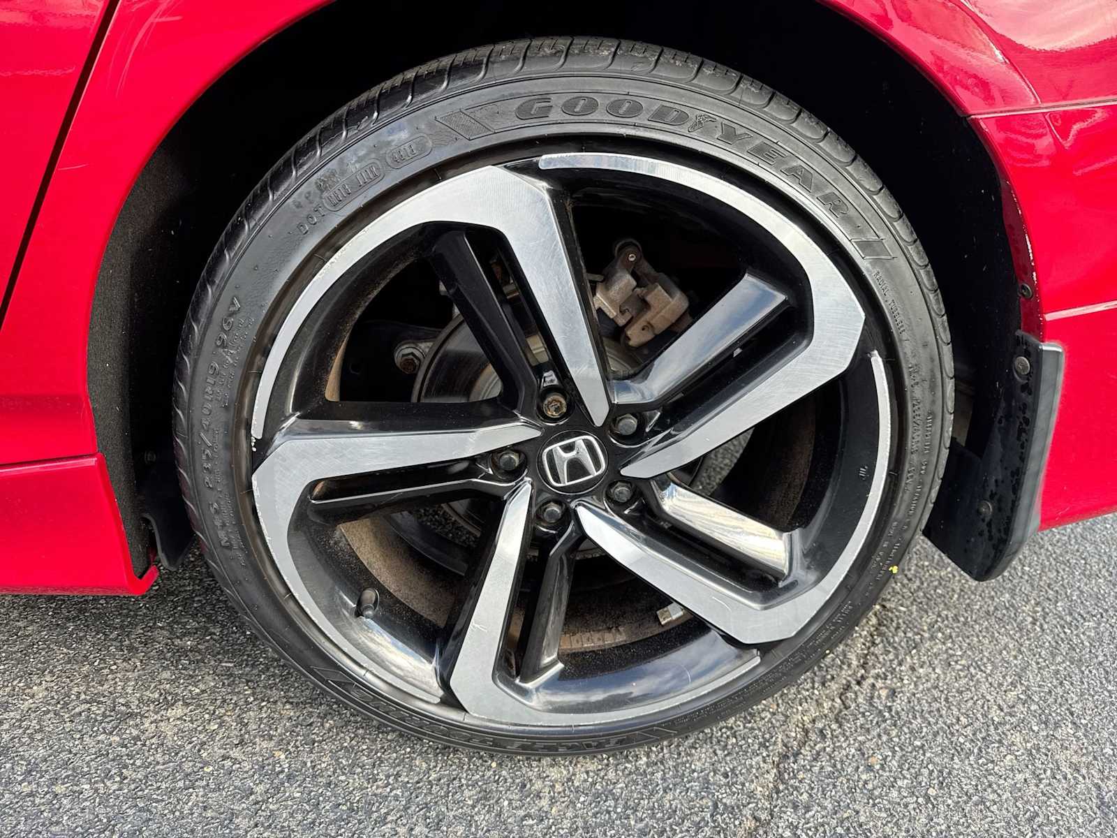 Thumbnail: 2018 Honda Accord - 18