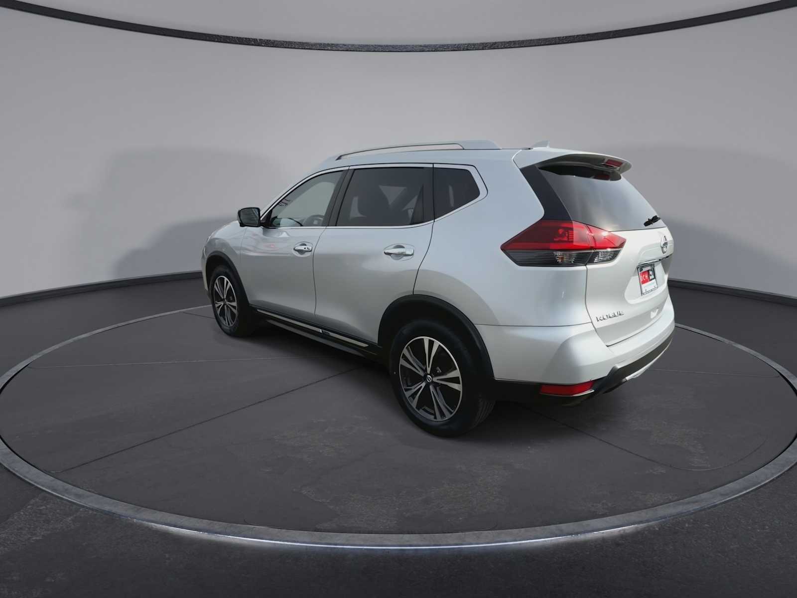 Thumbnail: 2018 Nissan Rogue - 6