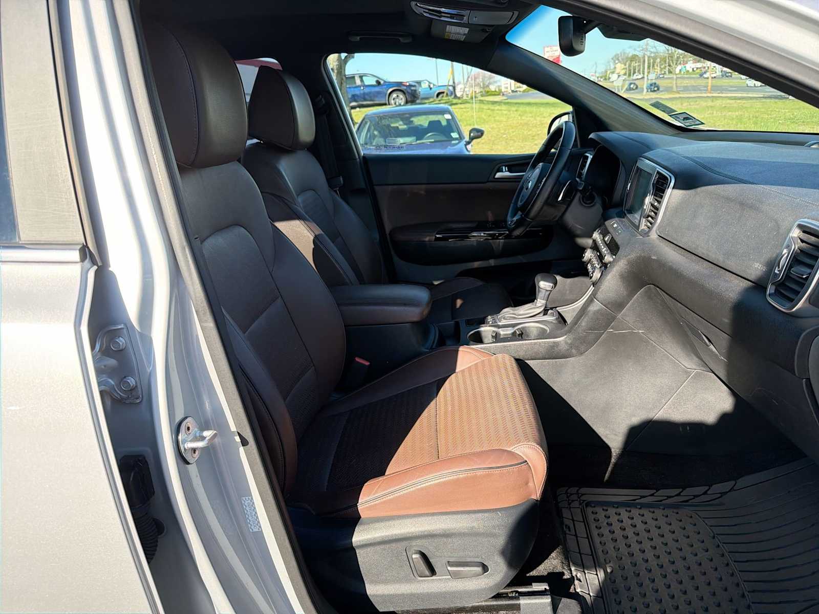 Thumbnail: 2017 Kia Sportage - 14