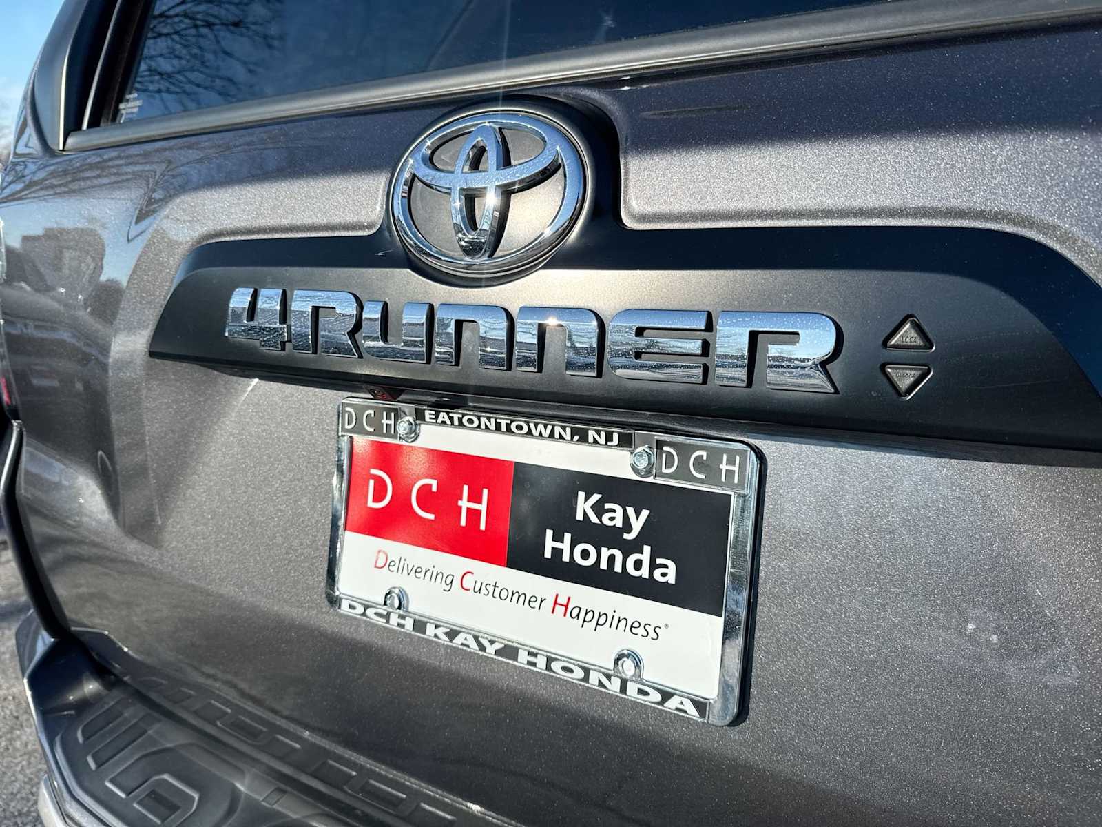 Thumbnail: 2022 Toyota 4Runner - 18