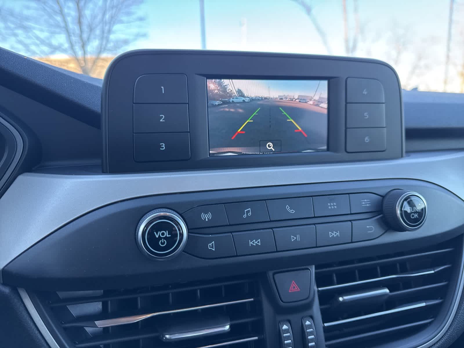 Thumbnail: 2022 Ford Escape - 14