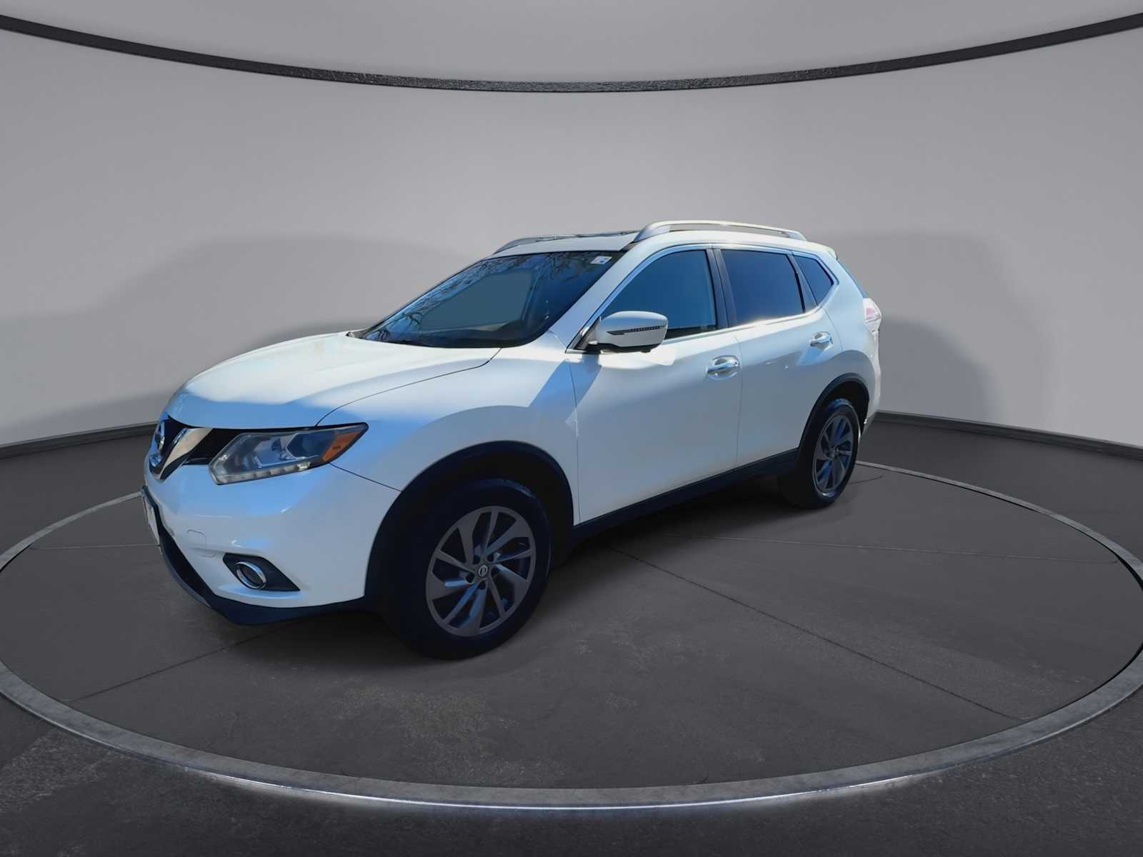 Thumbnail: 2016 Nissan Rogue - 4