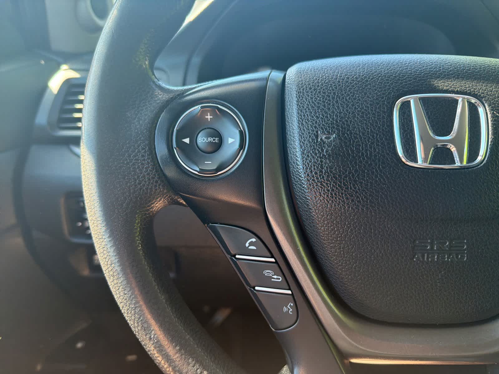 Thumbnail: 2017 Honda Ridgeline - 16