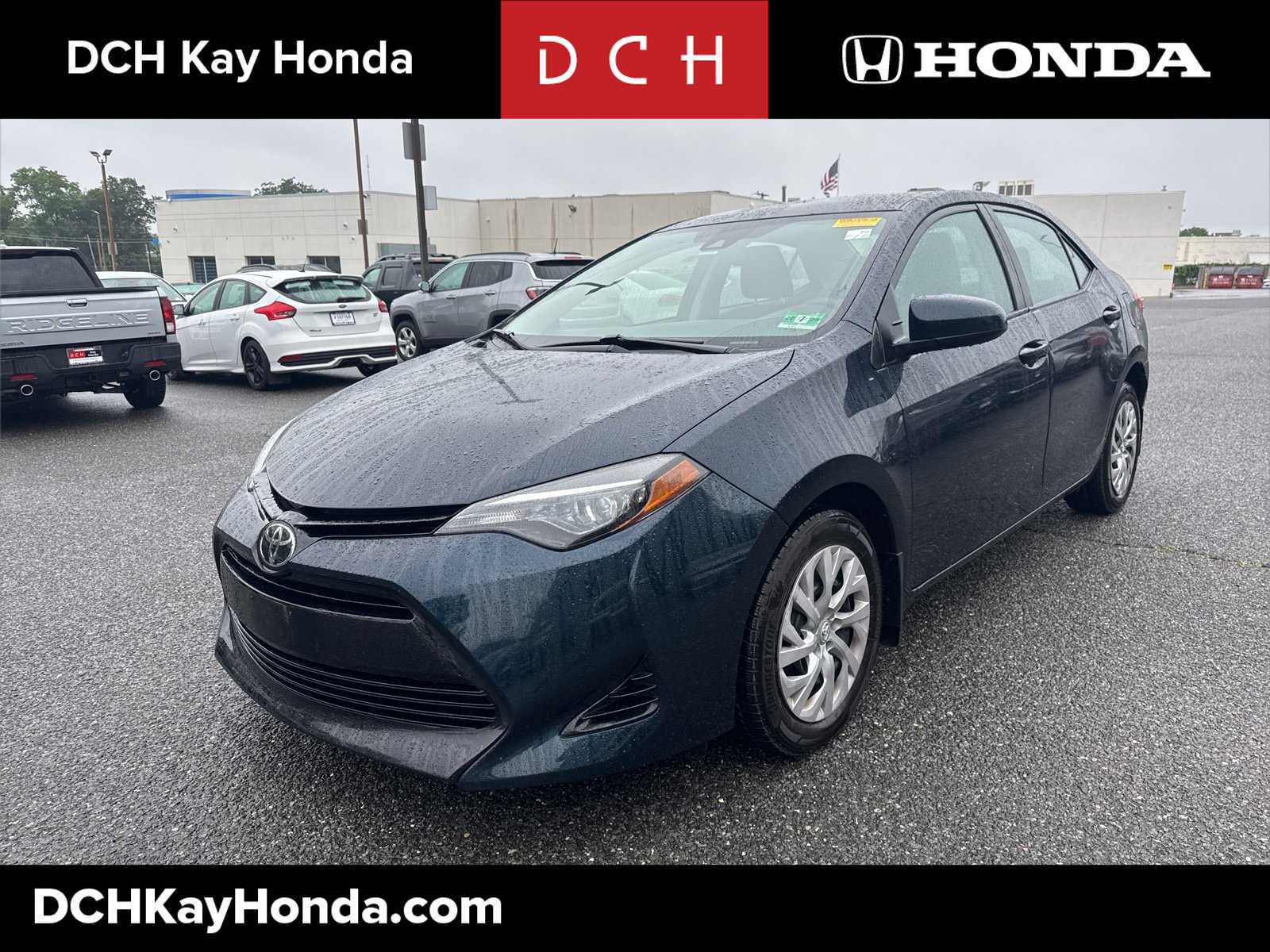 2018 Toyota Corolla LE Hero Image