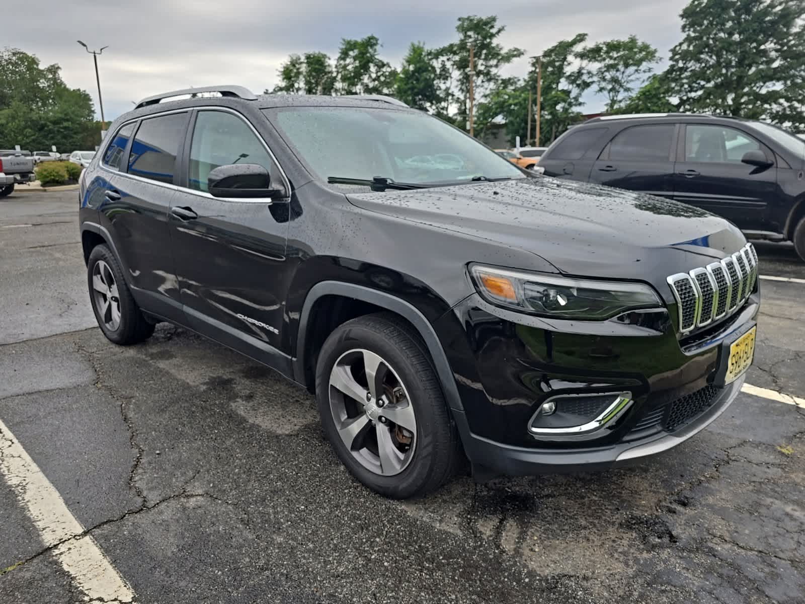 Thumbnail: 2020 Jeep Cherokee - 3