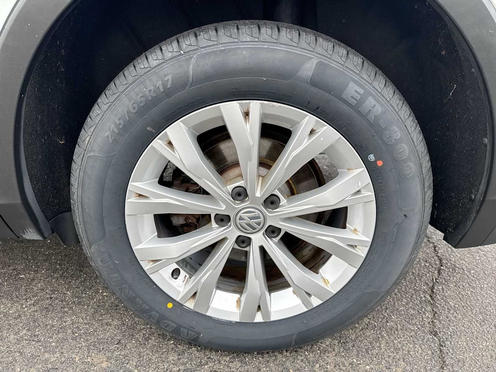 Thumbnail: 2019 Volkswagen Tiguan - 19