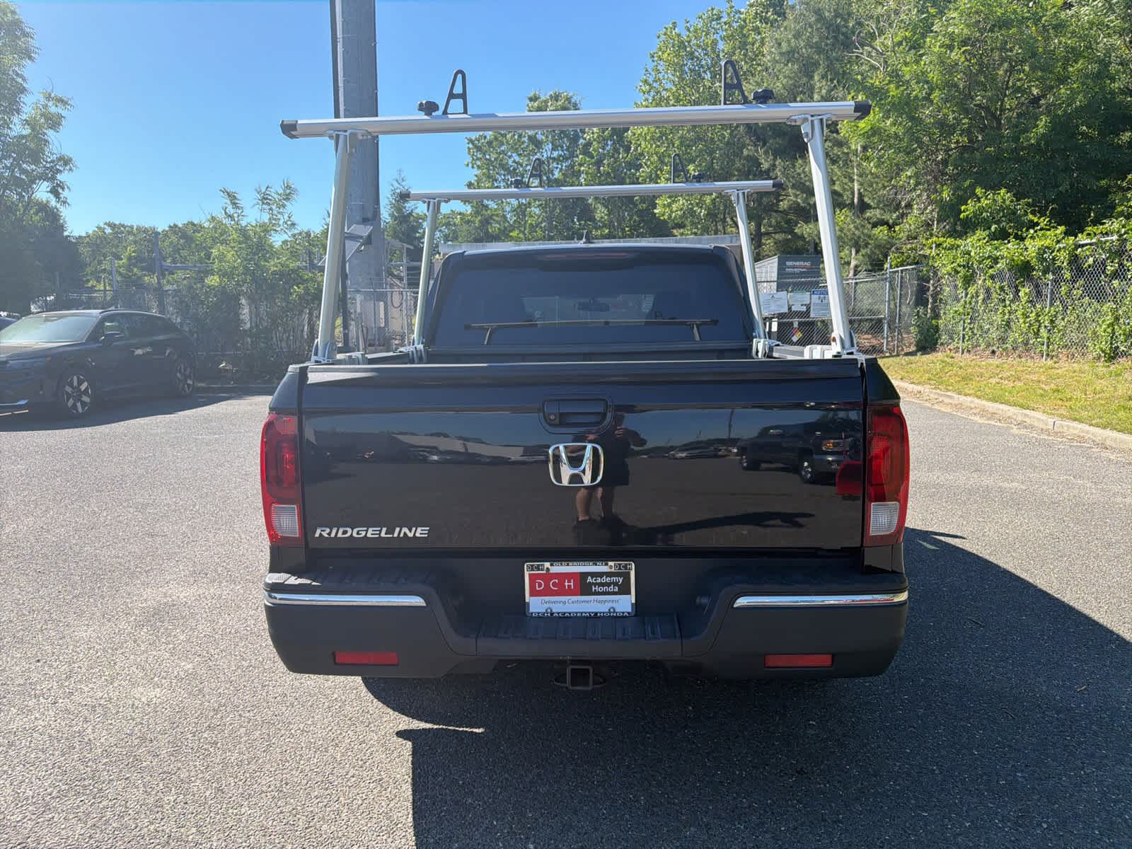 Thumbnail: 2017 Honda Ridgeline - 4