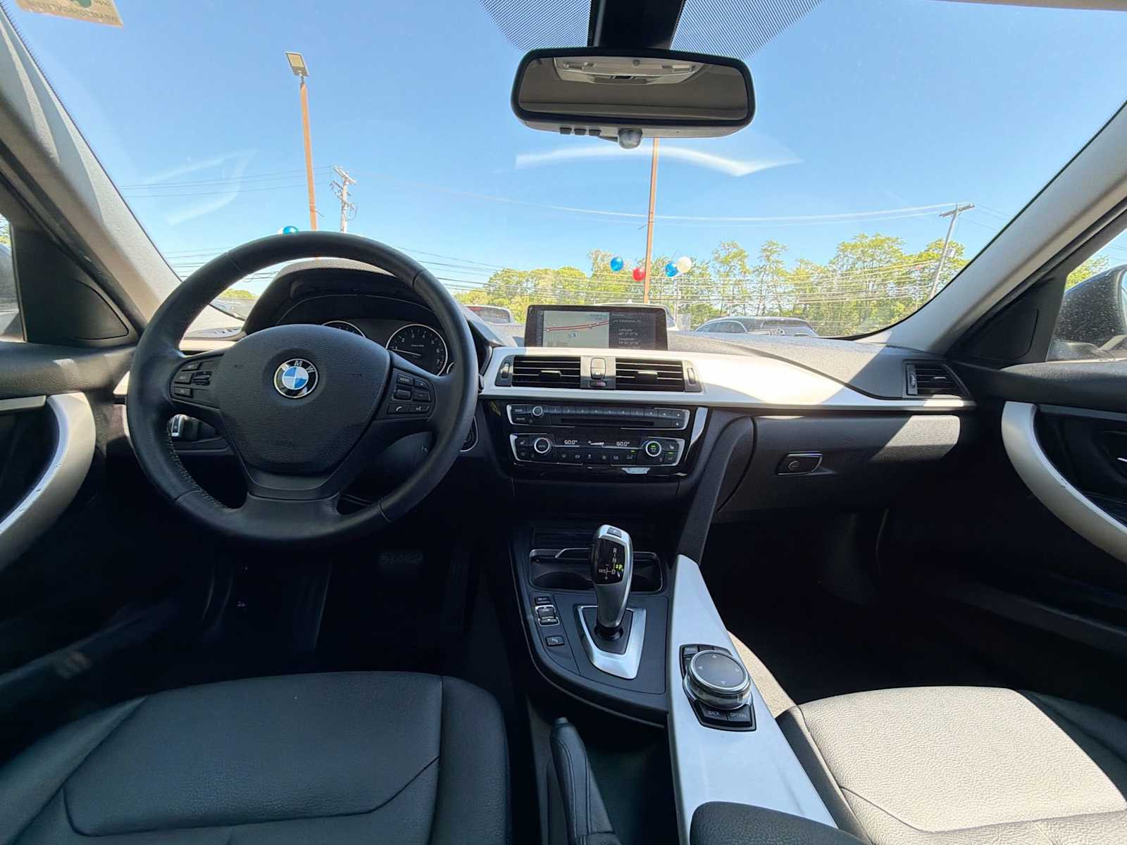 Thumbnail: 2016 BMW 3 Series - 20