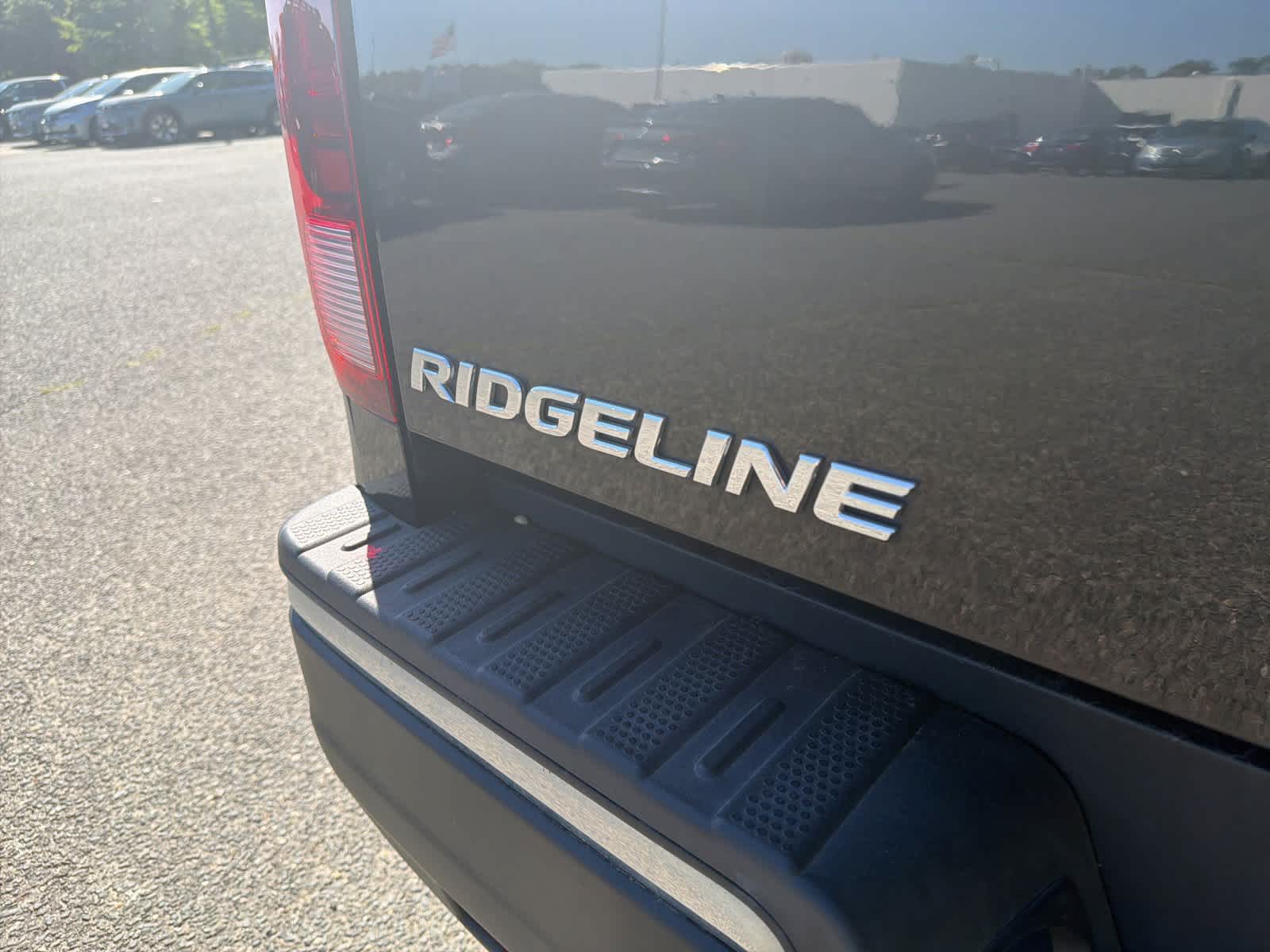 Thumbnail: 2017 Honda Ridgeline - 23