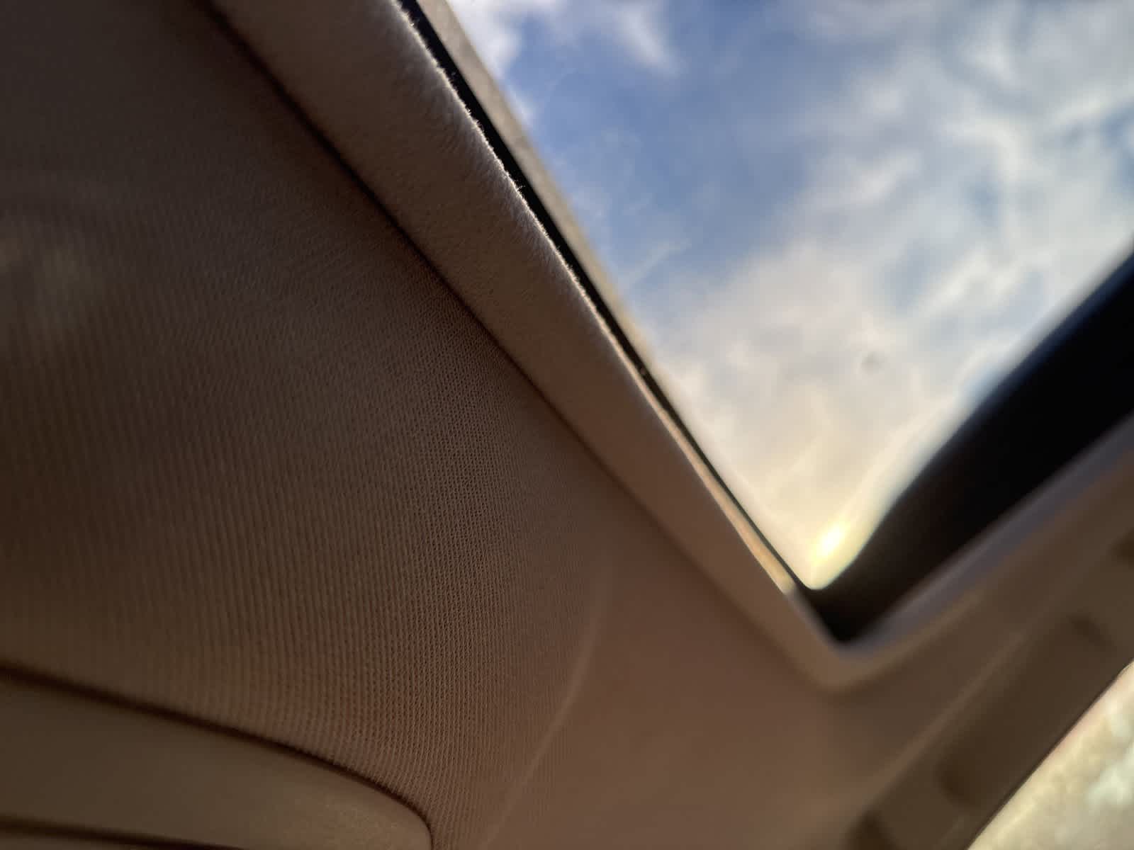 Thumbnail: 2017 Toyota RAV4 - 18