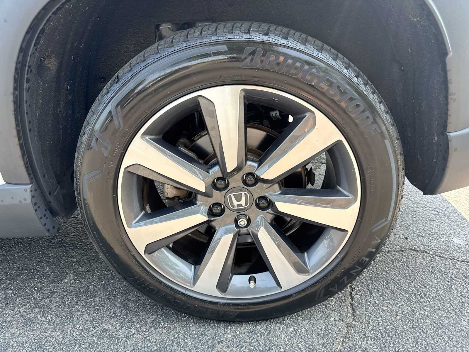 Thumbnail: 2023 Honda Pilot - 19