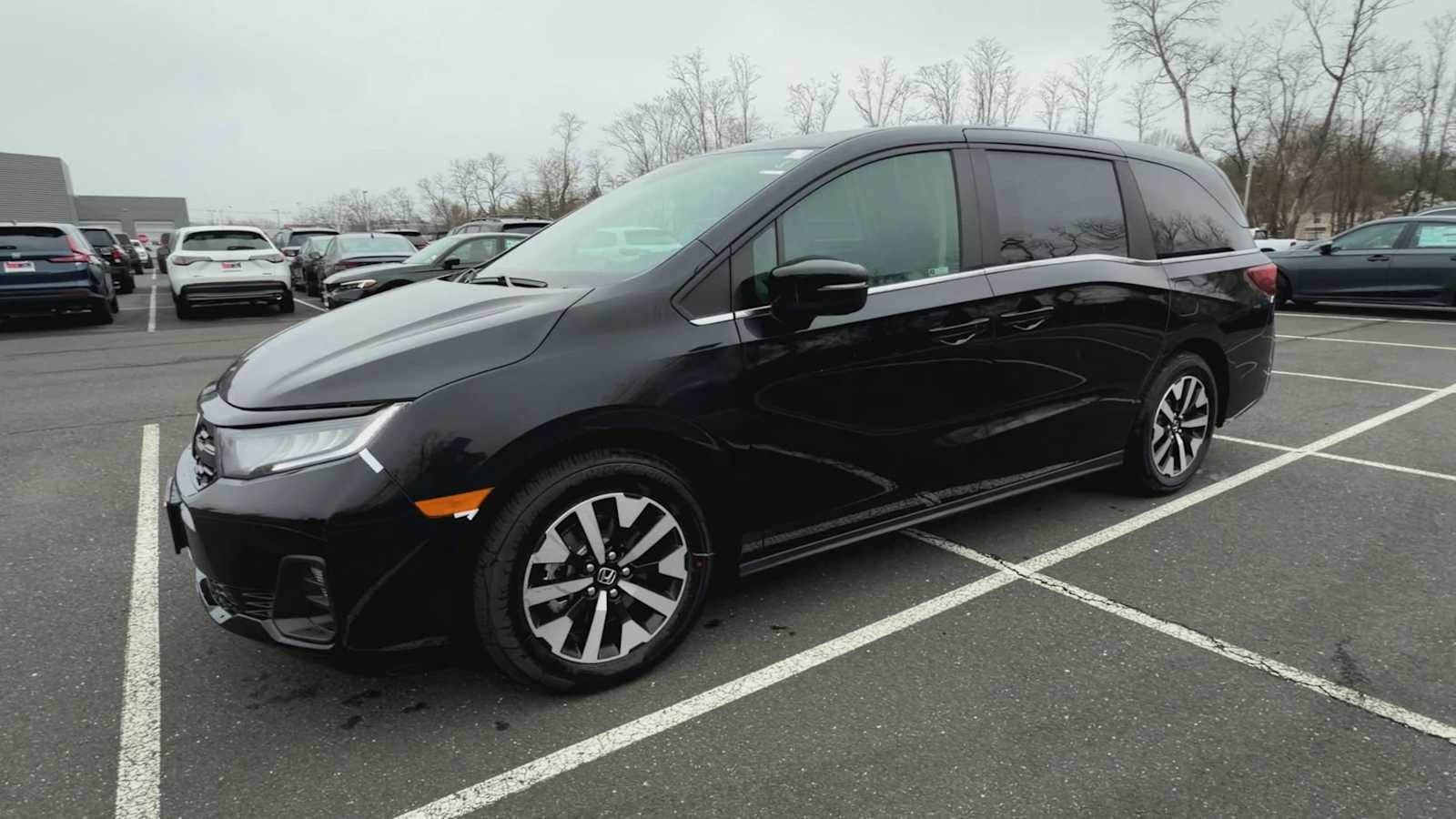 Thumbnail: 2026 Honda Odyssey - 3