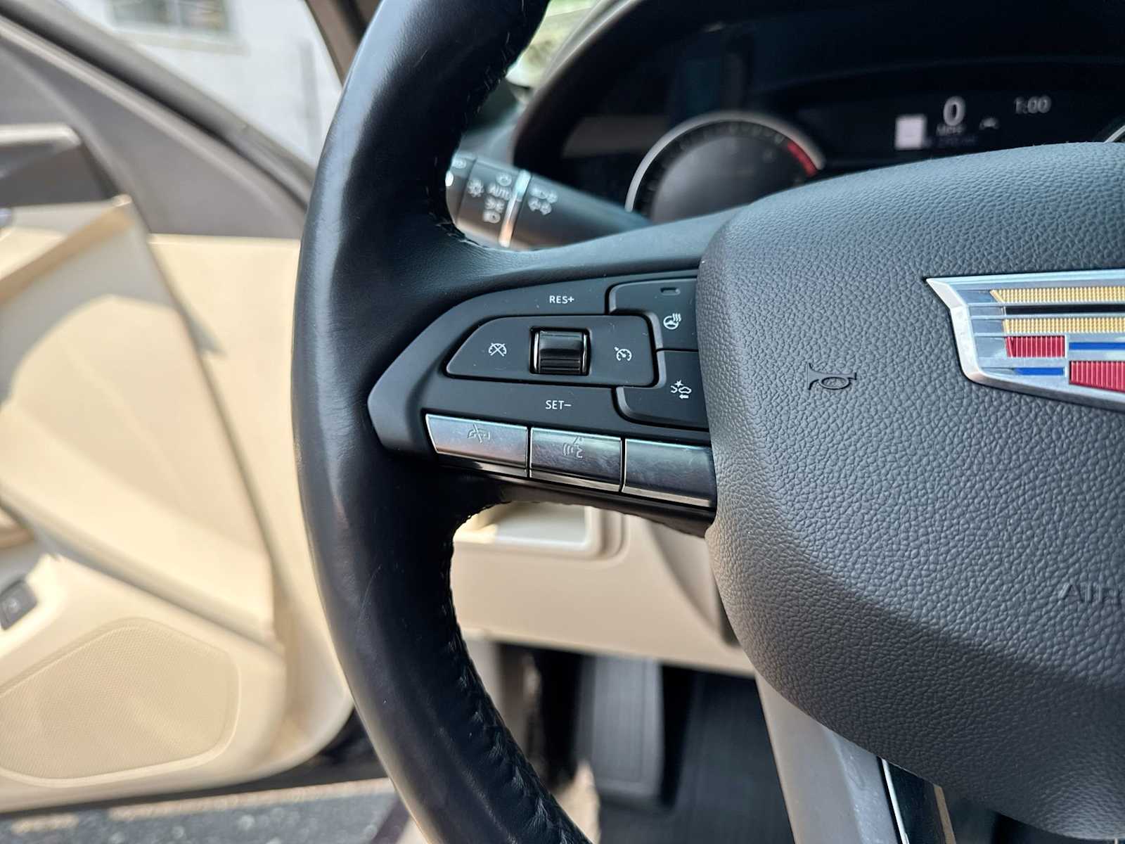Thumbnail: 2020 Cadillac CT4 - 25