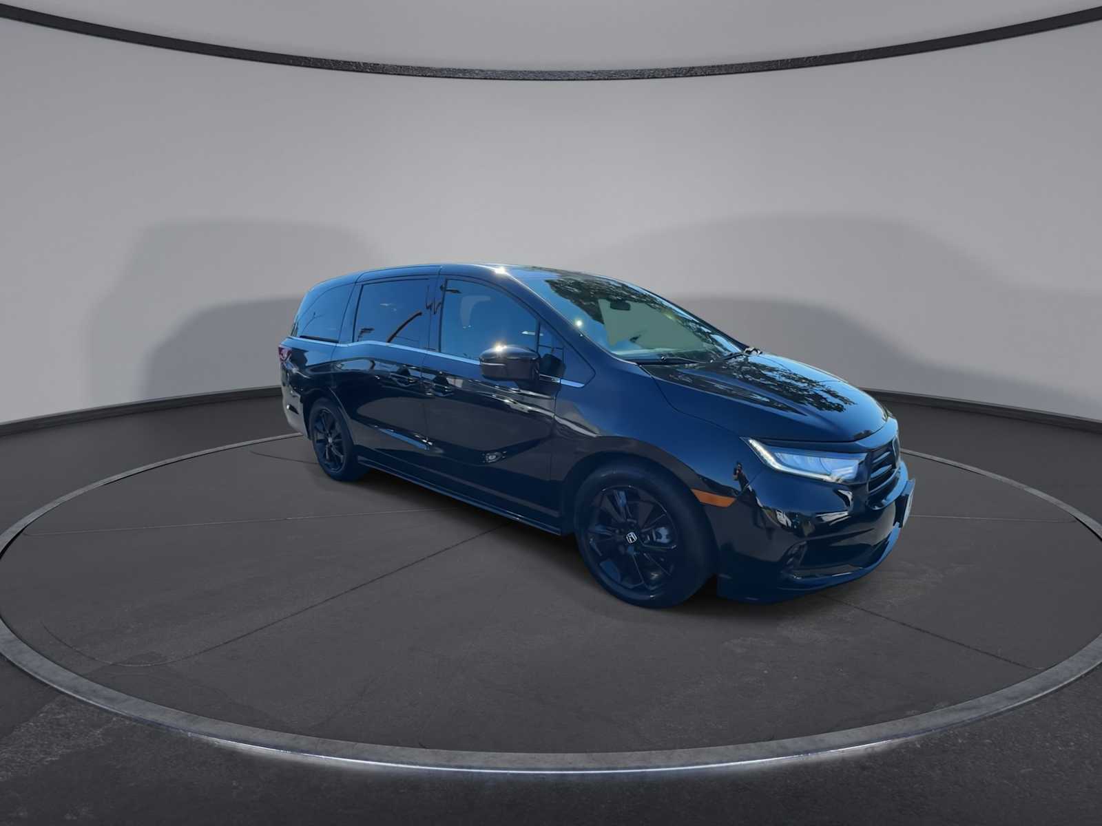 Thumbnail: 2023 Honda Odyssey - 2