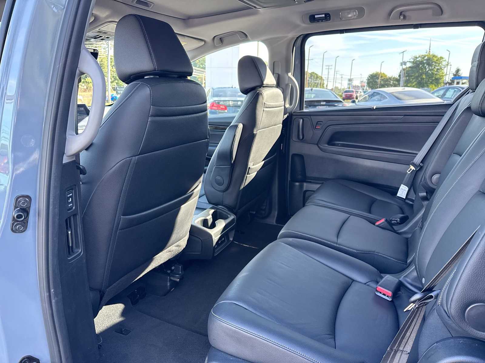 Thumbnail: 2023 Honda Odyssey - 12