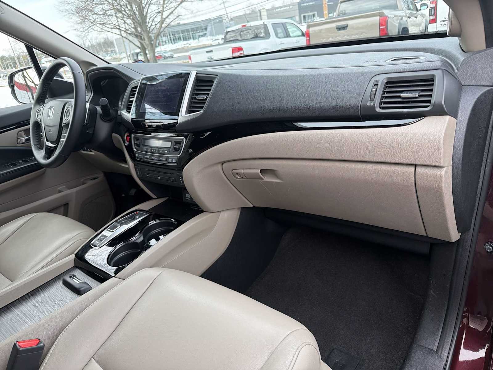 Thumbnail: 2016 Honda Pilot - 16