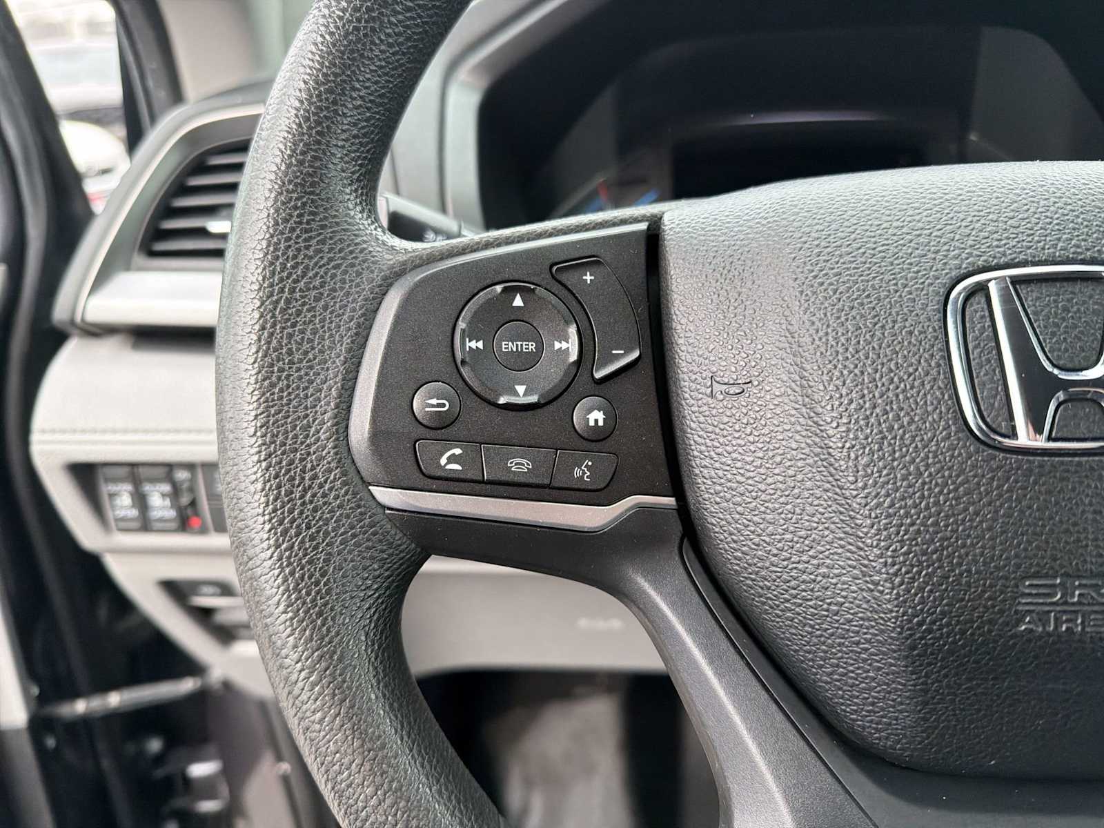 Thumbnail: 2020 Honda Odyssey - 24