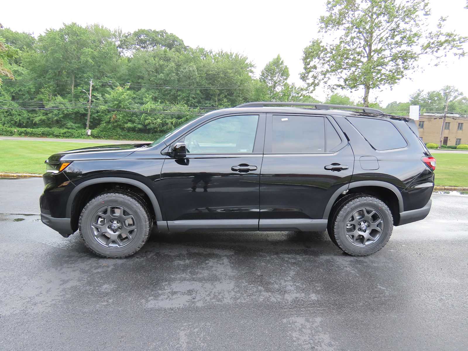 Thumbnail: 2025 Honda Pilot - 3