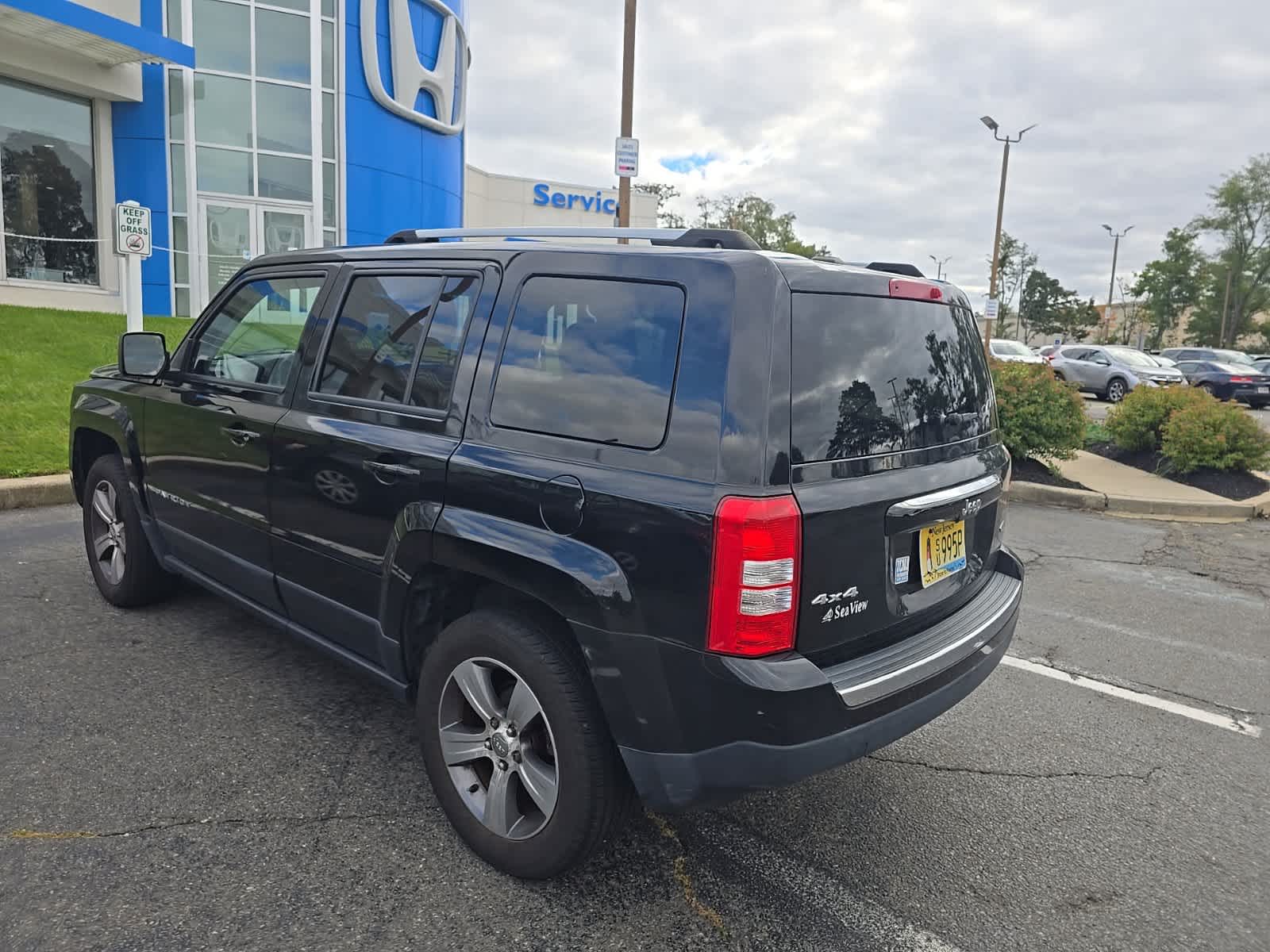 Thumbnail: 2016 Jeep Patriot - 5