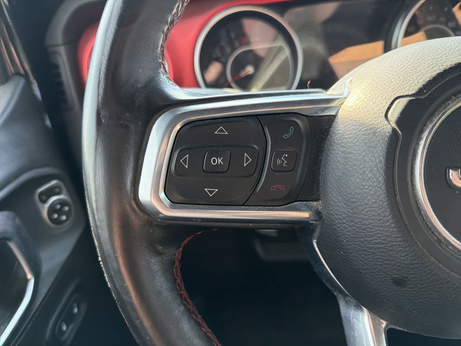 Thumbnail: 2020 Jeep Gladiator - 14