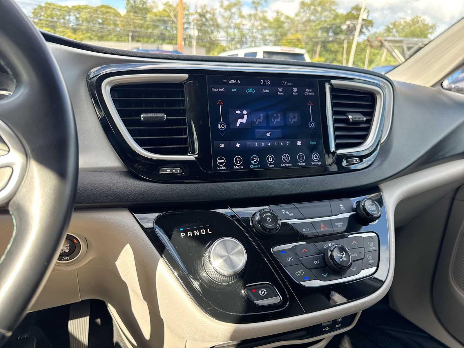 Thumbnail: 2018 Chrysler Pacifica - 26