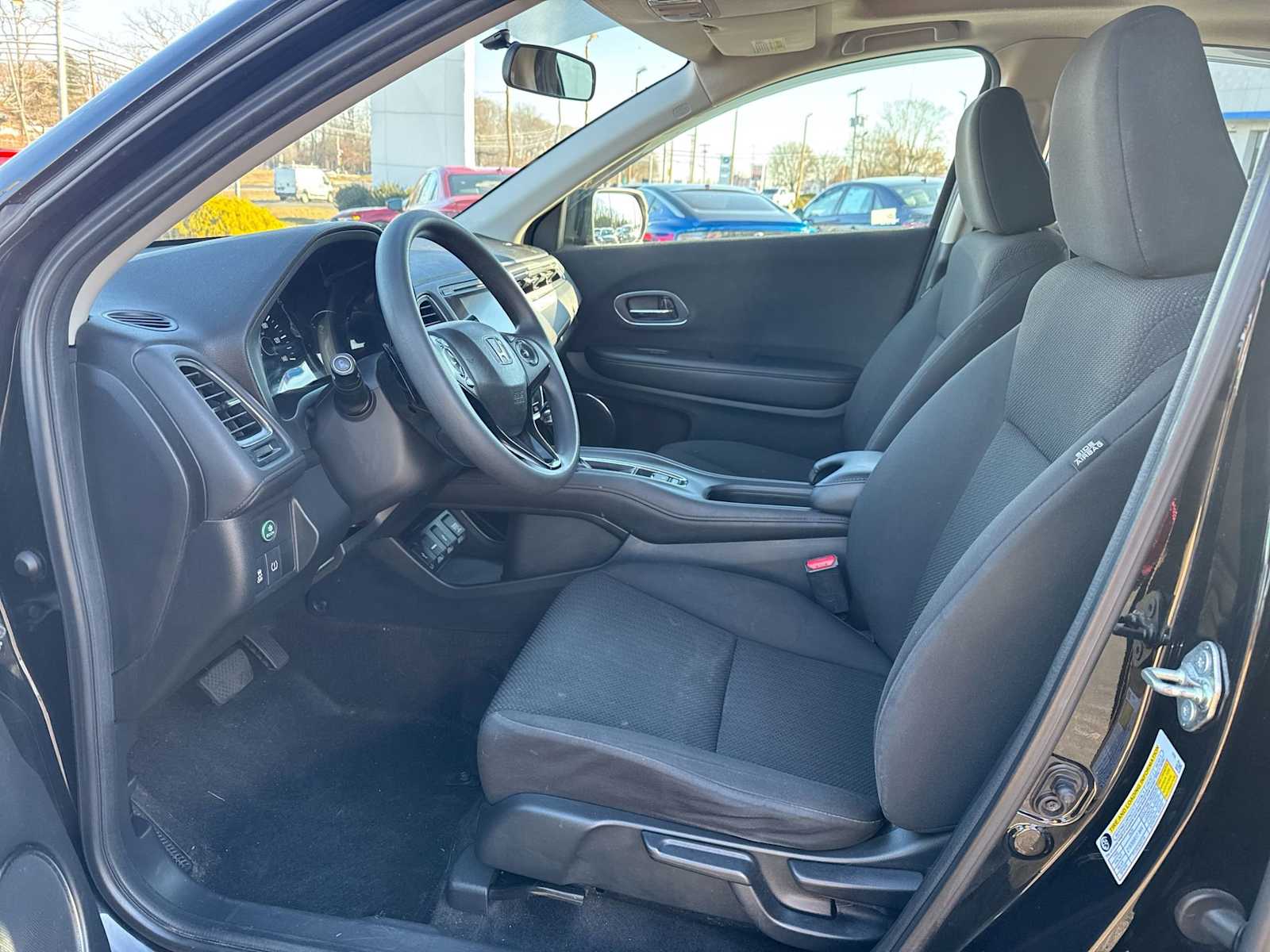 Thumbnail: 2017 Honda HR-V - 11